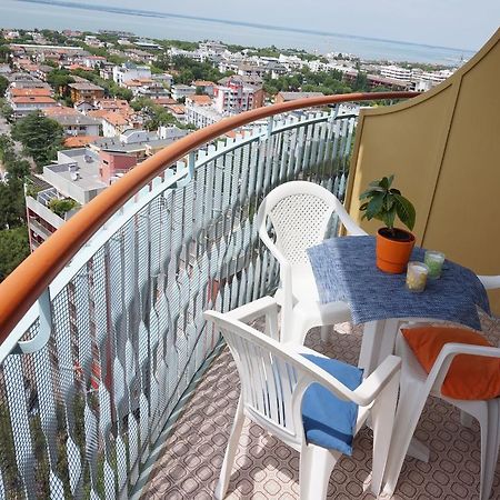 Appartamenti La Torre Lignano Sabbiadoro Bagian luar foto