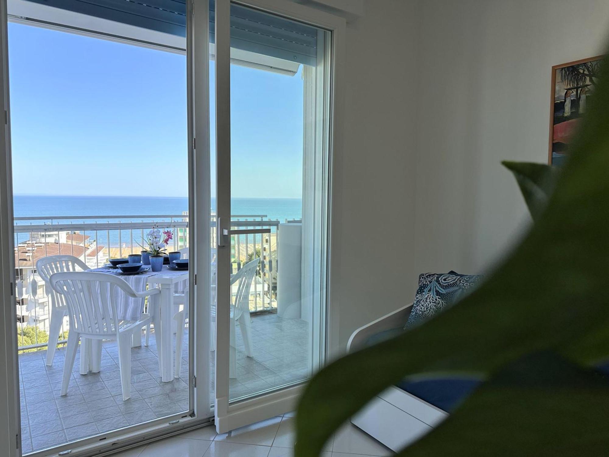 Appartamenti La Torre Lignano Sabbiadoro Bagian luar foto