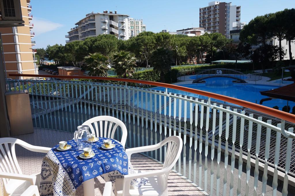 Appartamenti La Torre Lignano Sabbiadoro Bagian luar foto